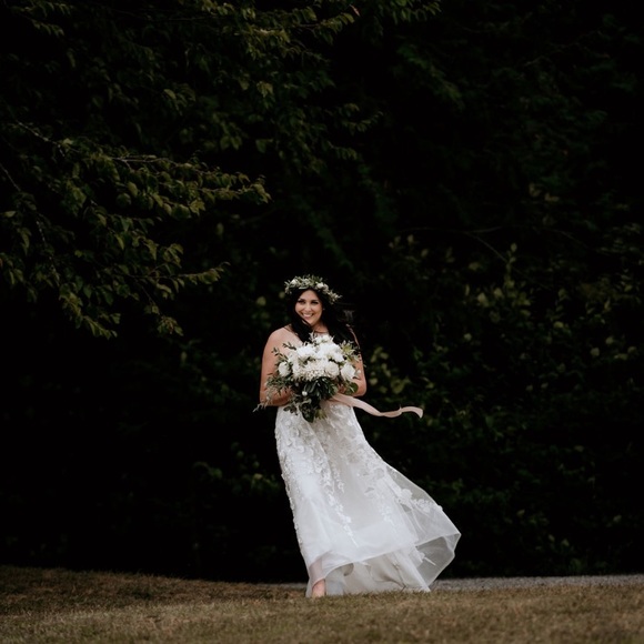 Meet your Posher, Raven - Picture 1 of 1